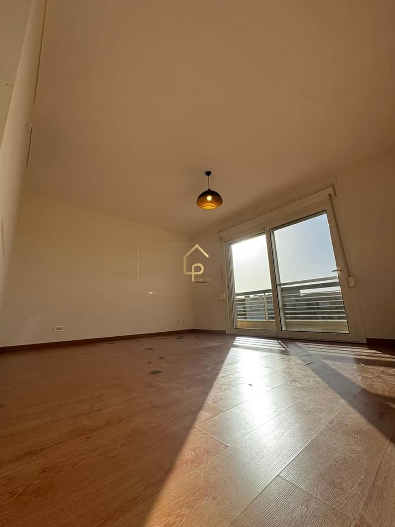 2 WhatsApp Image 2025-12-10 at 11.59. 43 AM. jpg