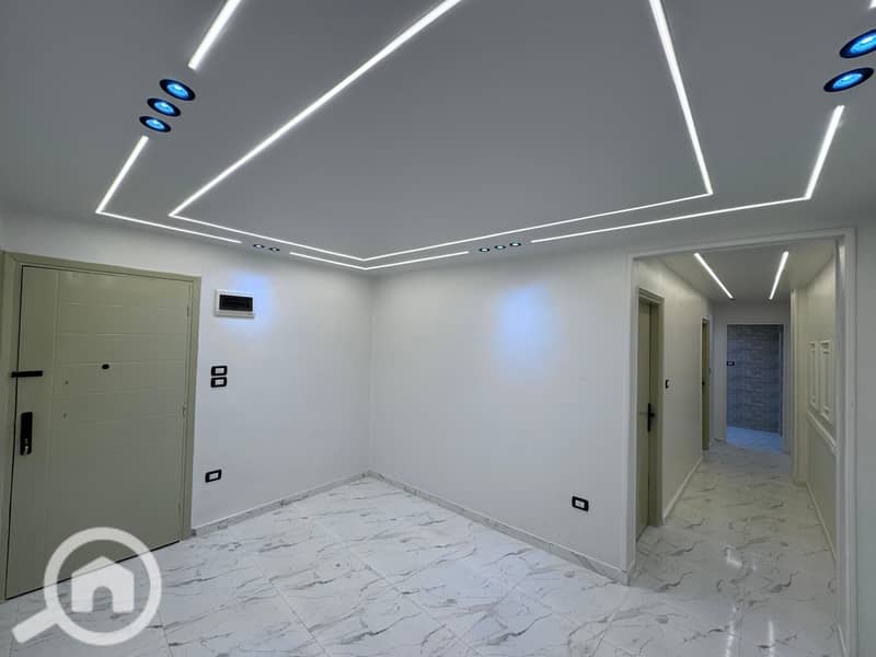 2 WhatsApp Image 2025-12-07 at 17.04. 32 (1). jpeg