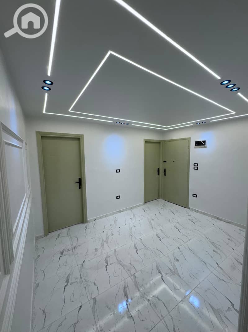 6 WhatsApp Image 2025-12-07 at 17.04. 32. jpeg