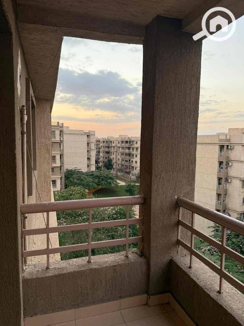 5 7bfd367d-6702-4d19-8a9a-847ade006281. jpg