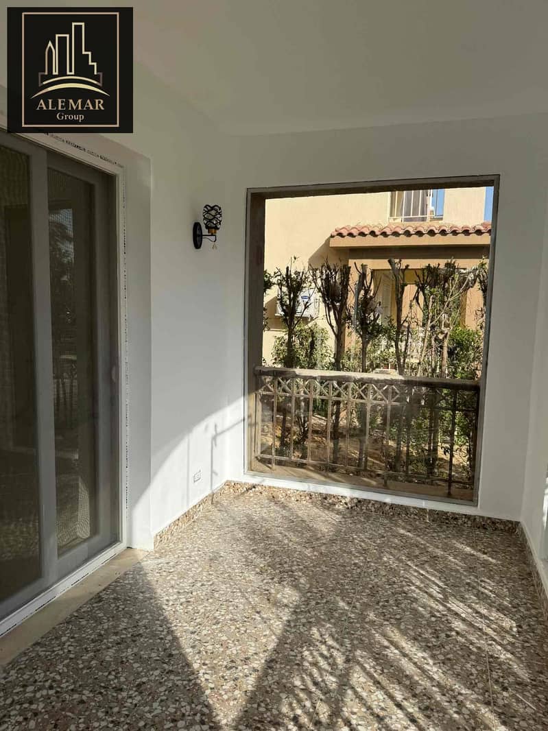 3 ec7ed03c-8ed0-4f0d-a586-e10562a981fb. jpg