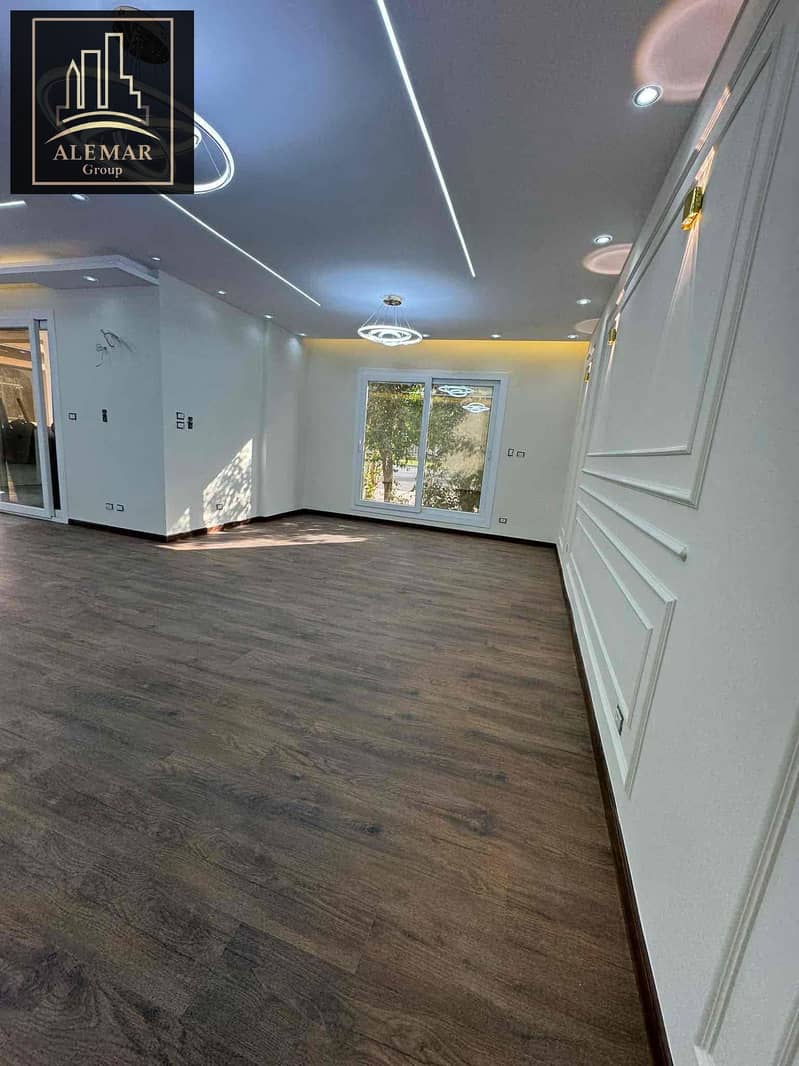 15 9b6bbd1f-b113-4784-a23c-77028dab2ab3. jpg