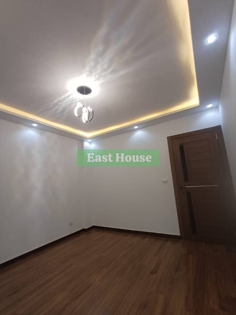 3 WhatsApp Image 2025-12-14 at 16.18. 25 (1). jpeg