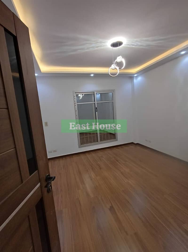 6 WhatsApp Image 2025-12-14 at 16.18. 26 (1). jpeg