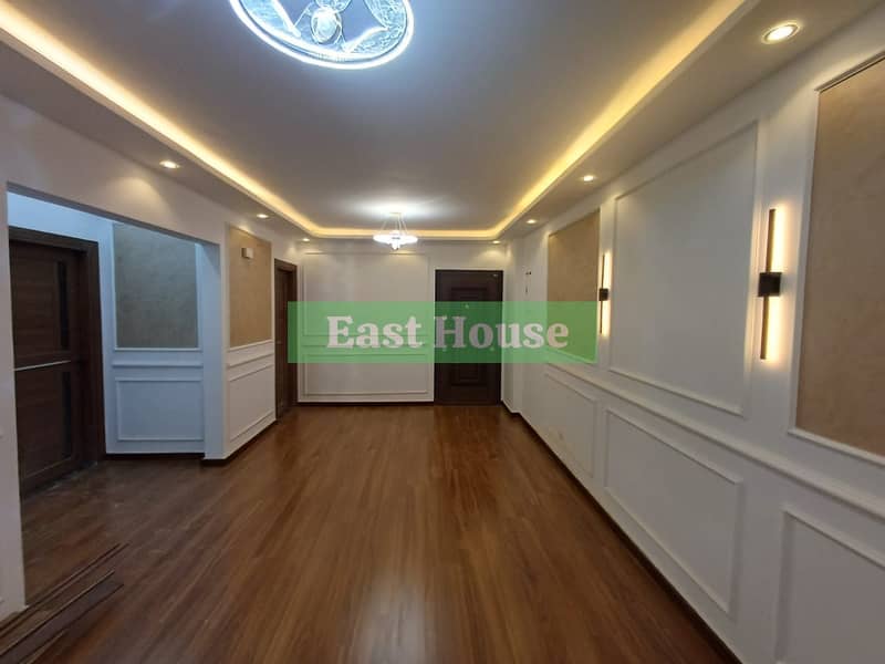 12 WhatsApp Image 2025-12-14 at 16.18. 27 (3). jpeg