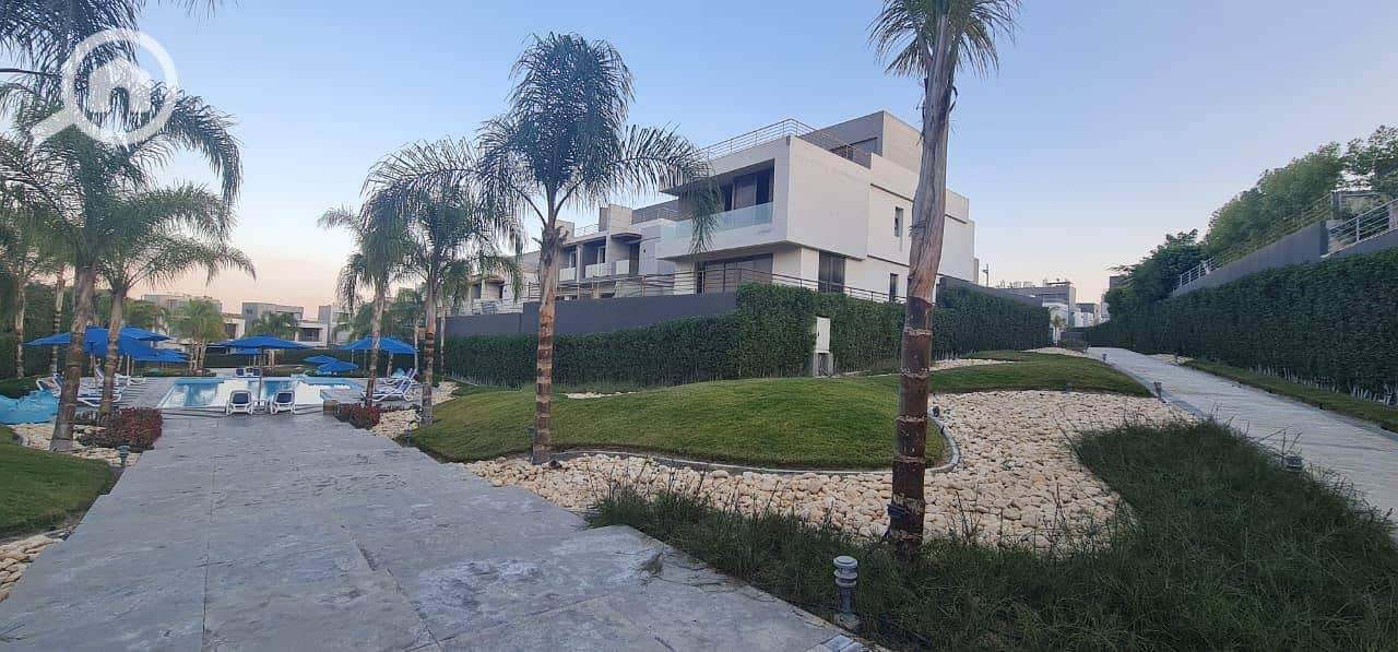 8 0229030e-aaca-470f-9066-b8b053f46711. jpg