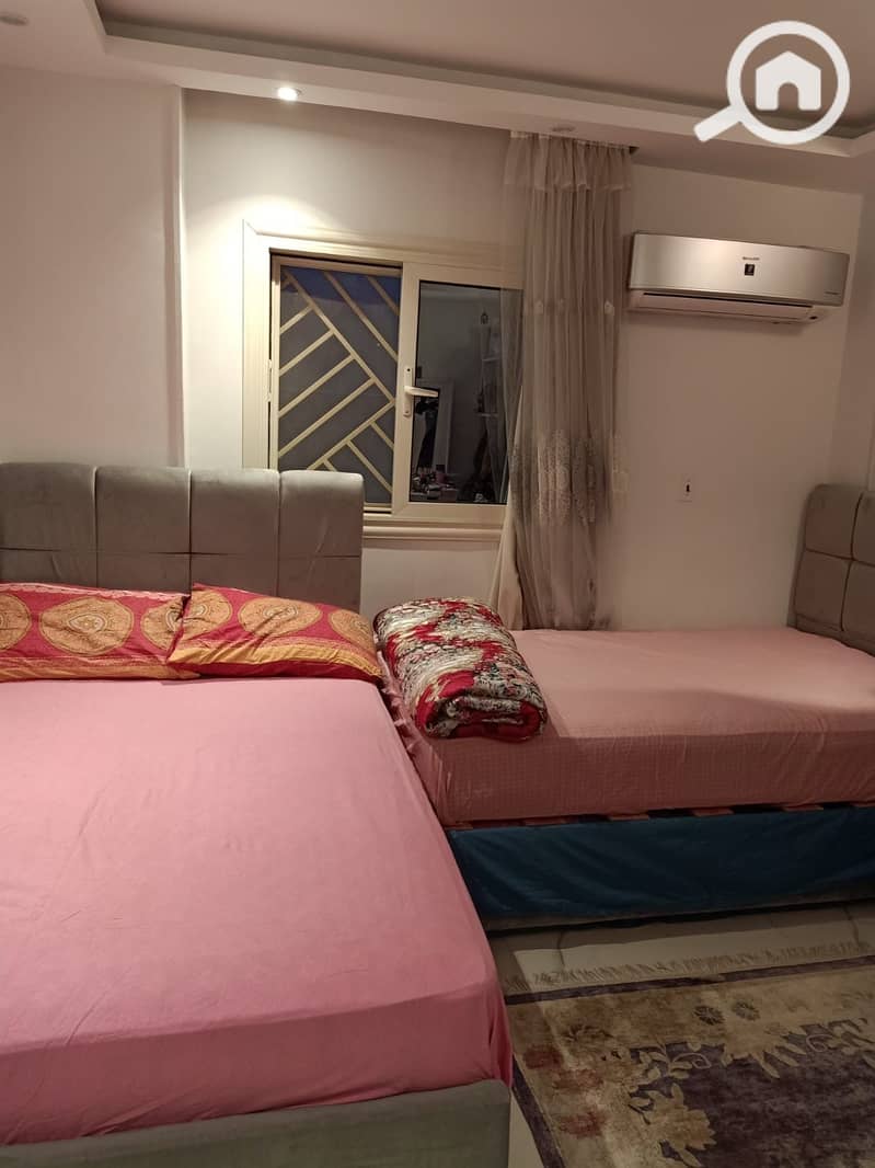 8 409e7bf9-1a40-484a-933d-e9bf1915dead. jpeg