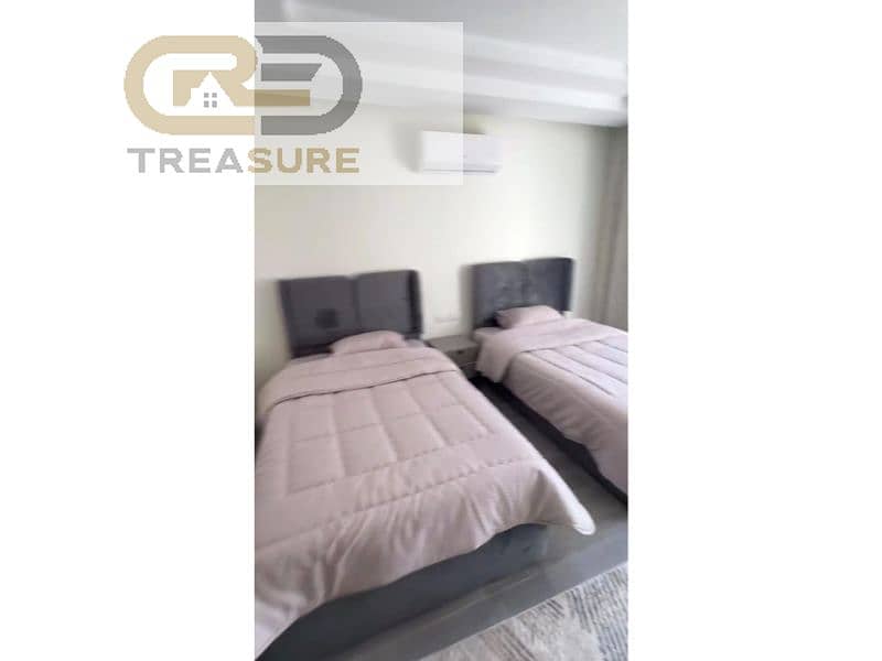 4 WhatsApp Image 2025-11-18 at 1.17. 44 PM (2). jpg