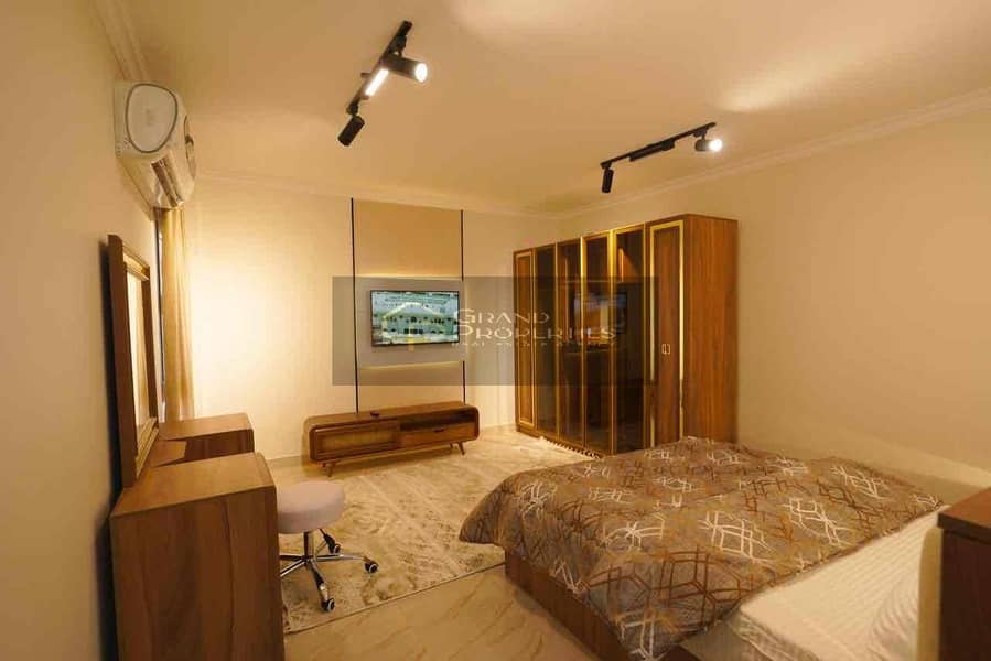 11 e05a6944-9576-4296-b20b-58bb85b381aa. jpg