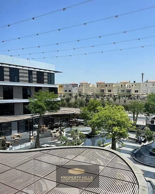 4 b2e76df7-55ad-4f2c-9a47-79266410dcec. jpg