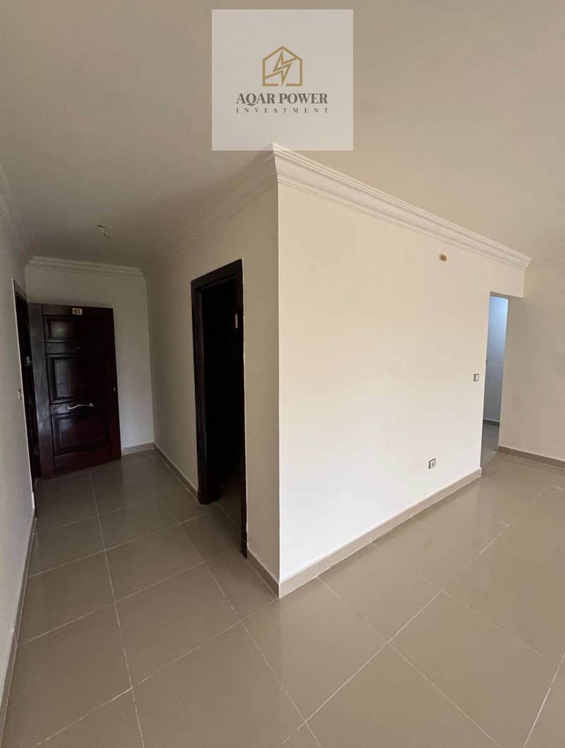 2 4da26a2f-bcdd-4a50-b194-1a56af1ec602. jpeg