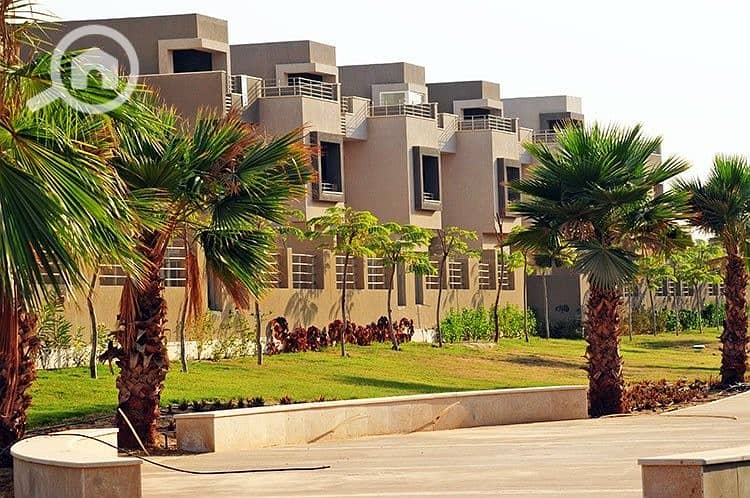 8 eec7bbfc-0a5b-40e9-aca3-dc56126bc27f. jpg