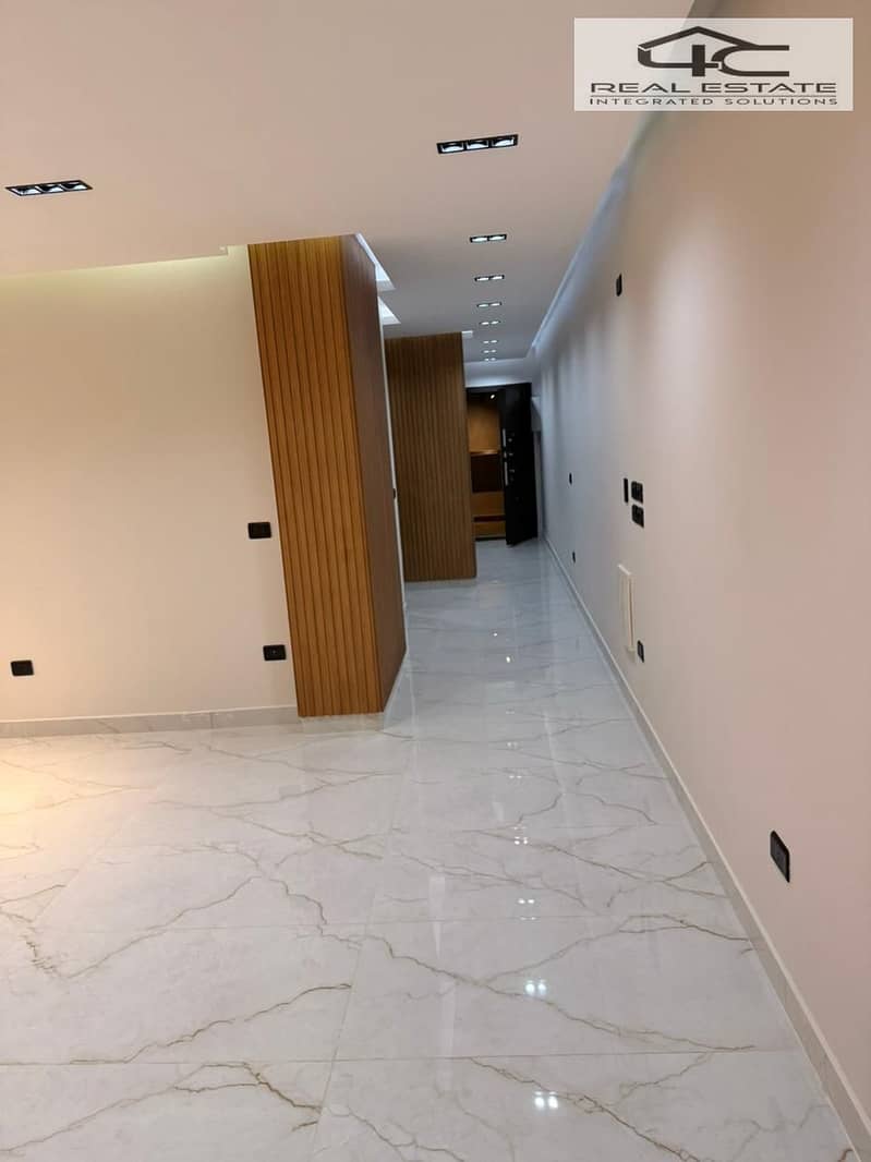 7 WhatsApp Image 2025-12-14 at 13.39. 50 (1). jpeg