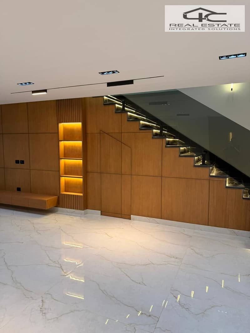 11 WhatsApp Image 2025-12-14 at 13.39. 53. jpeg