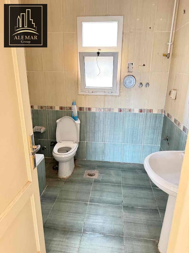 4 8922fd7d-39ad-4149-8a80-a63fc1984105. jpg