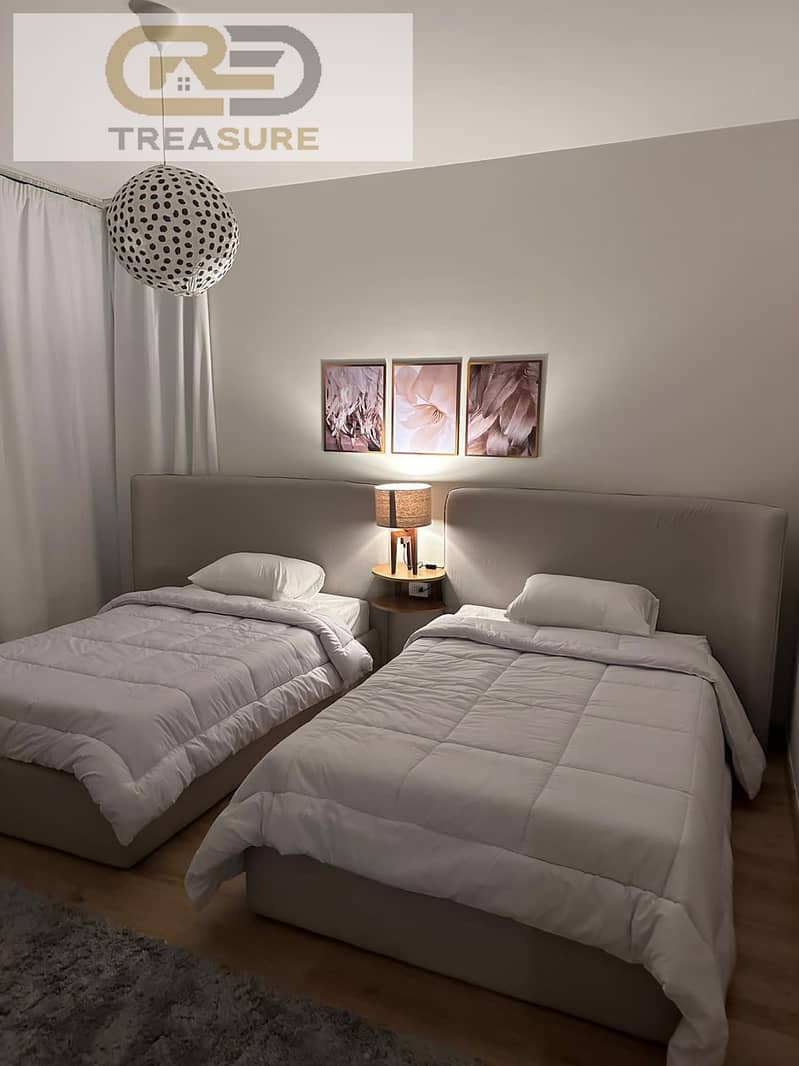 4 WhatsApp Image 2025-12-14 at 3.29. 40 PM (1). jpeg