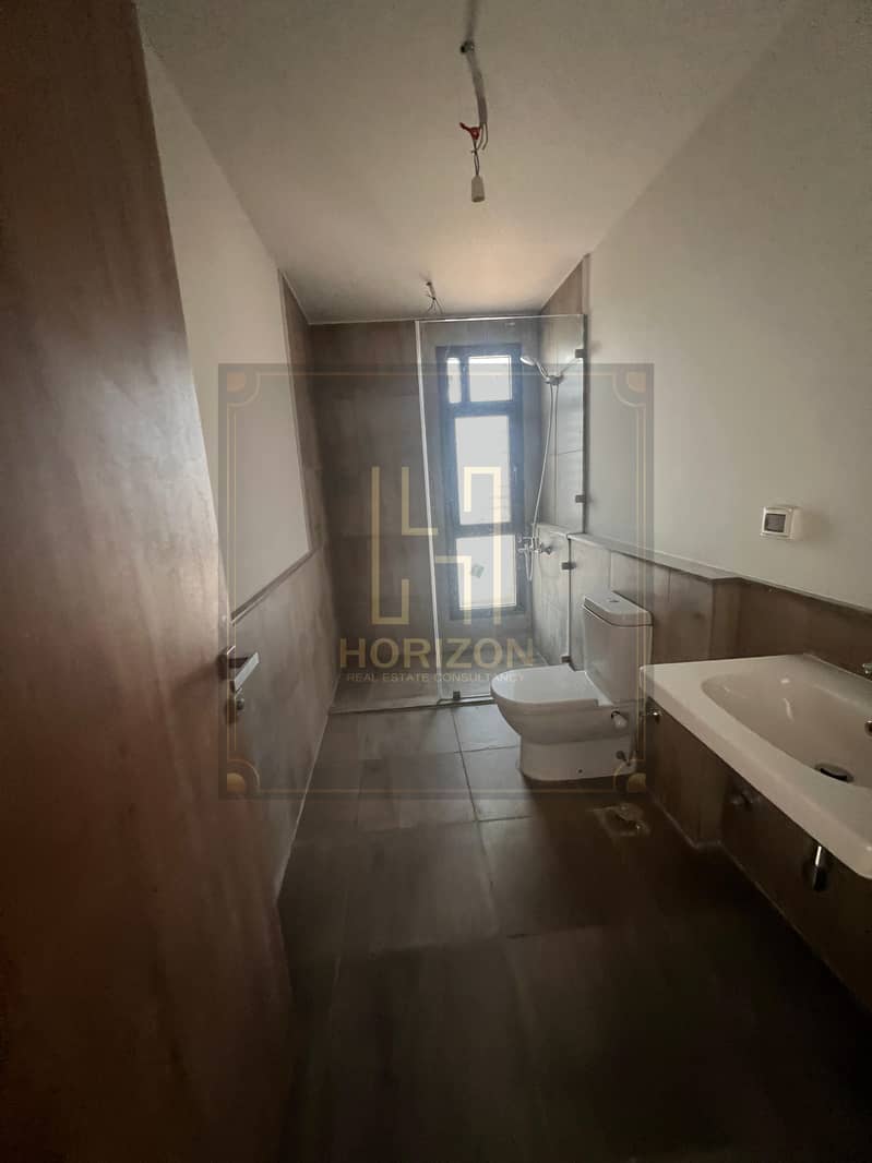 5 WhatsApp Image 2025-12-14 at 2.36. 17 PM. jpeg