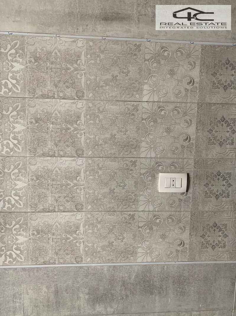 6 WhatsApp Image 2025-12-14 at 13.40. 41 (1). jpeg