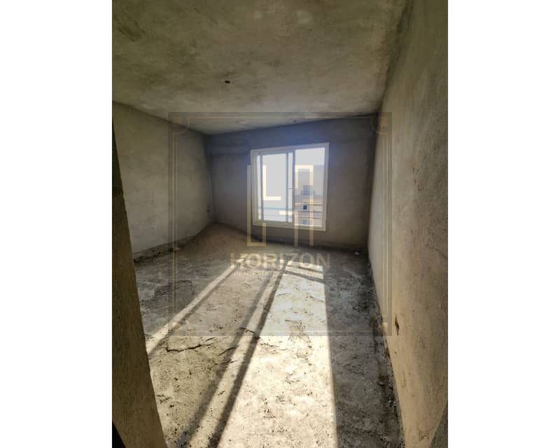 2 d2a6bfd5-03ef-49d8-9a29-79829ee48510. jfif. jpg