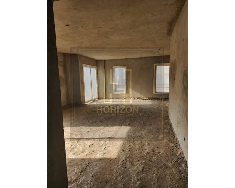 3 18d858c5-68de-417a-8de8-aff7e5ad8181. jfif. jpg