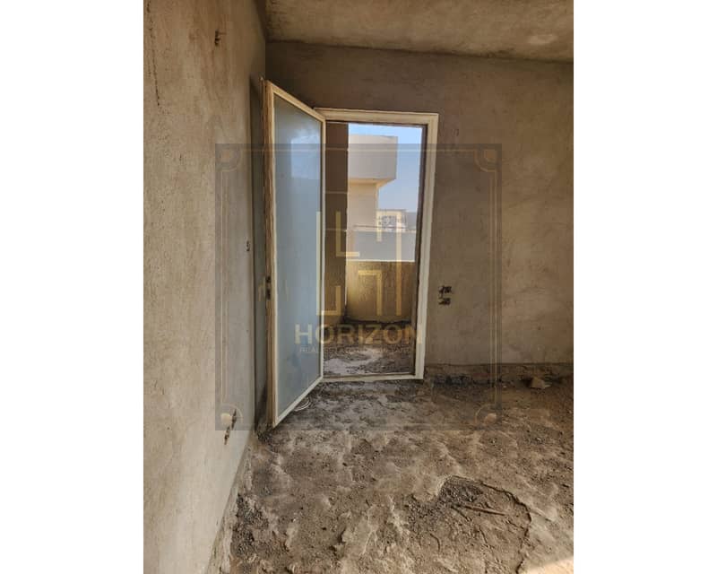 10 ea7e8486-95fc-4b02-8546-c44b49b1a467. jfif. jpg