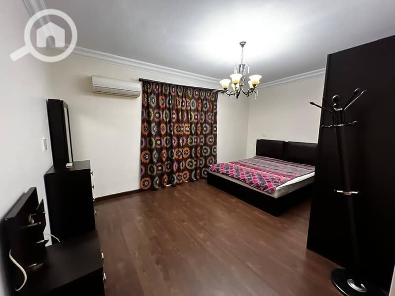 9 b49fb2fa-6289-44e9-8a4a-93b860b0bdf0. jpeg