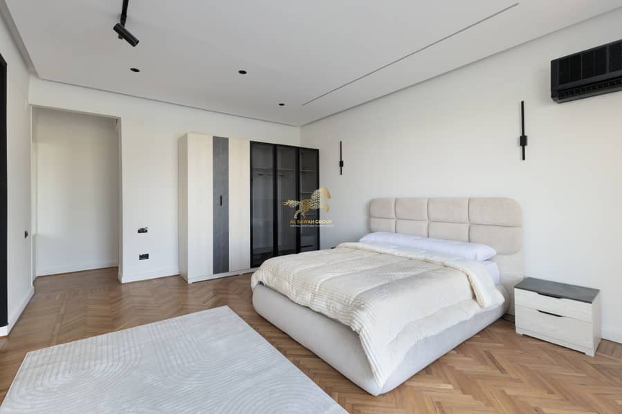 8 IMG_8055-Edit. jpg