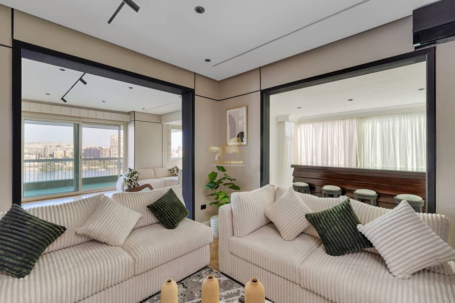 17 IMG_8149__1 copy. jpg