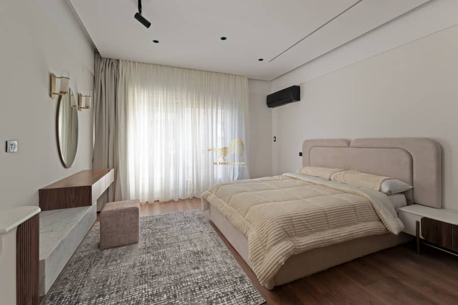 23 IMG_8211-Edit. jpg