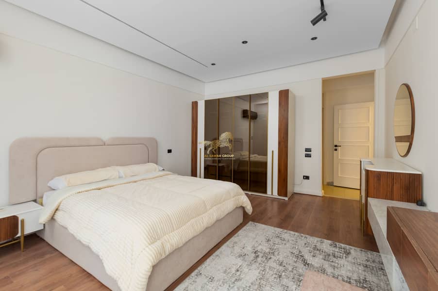 24 IMG_8225-Edit. jpg