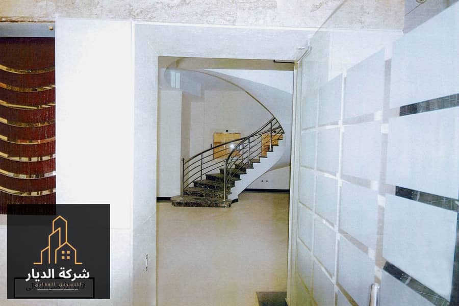 9 b65155e4b90c4c98bf963fb4449f24c0. jpg