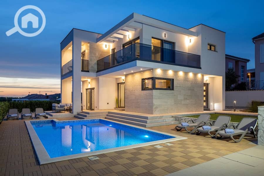 5 610c46c1cf95c327527993. jpg