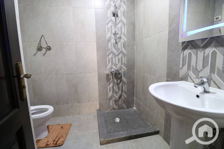 5 WhatsApp Image 2025-12-14 at 4.28. 52 PM (1). jpeg