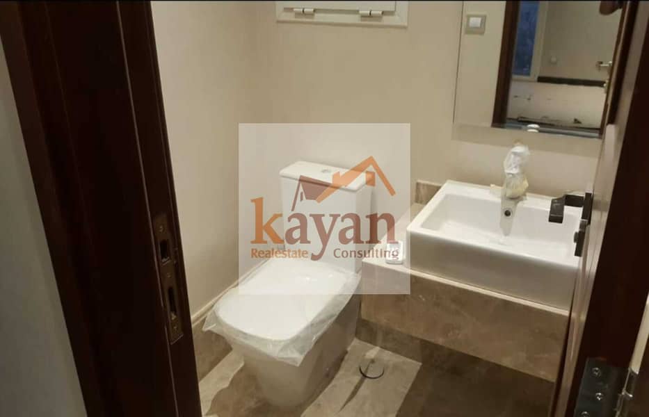 18 36ac1ba8-9480-4603-b527-992a22e06473. jpg