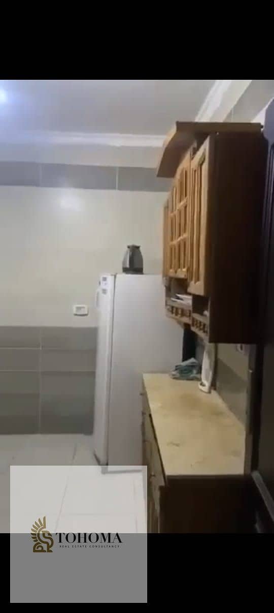 5 8205d75c-2388-4c32-87e1-392dade26b0f. jpg