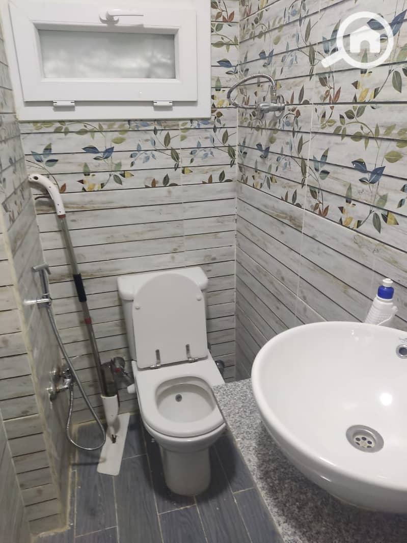 10 WhatsApp Image 2025-12-11 at 21.33. 17 (1). jpeg