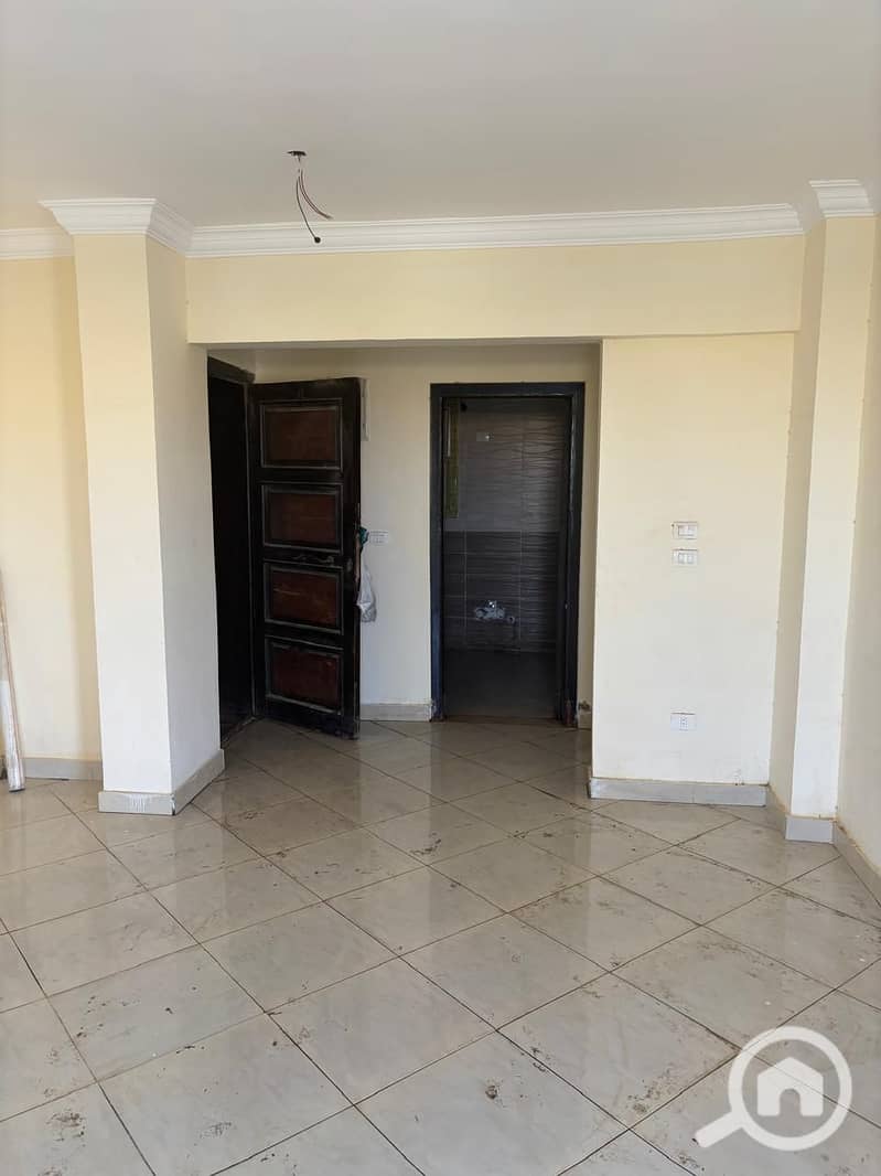 6 WhatsApp Image 2025-12-06 at 17.45. 04_881e479b. jpg