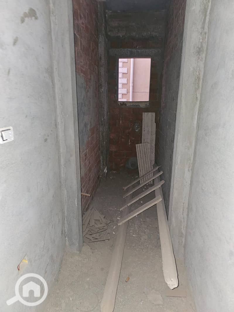 8 WhatsApp Image 2025-12-03 at 01.56. 32_026f9a0d. jpg