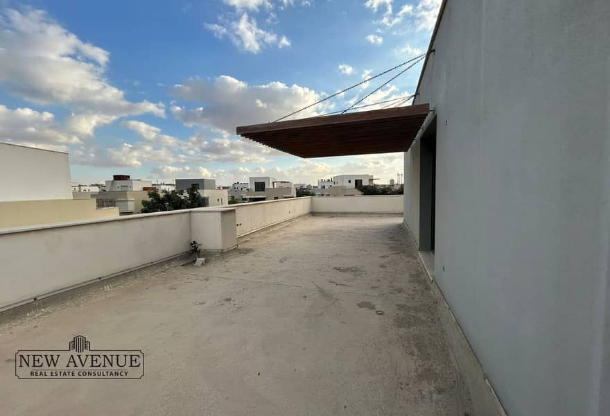 5 ae5ef6fb-8faa-458b-8f71-37d822191d98. jpg