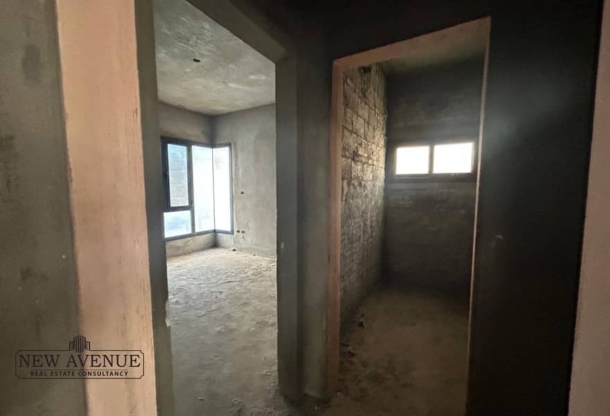 13 2d9192db-f01e-4306-8156-4e8df20745e0. jpg