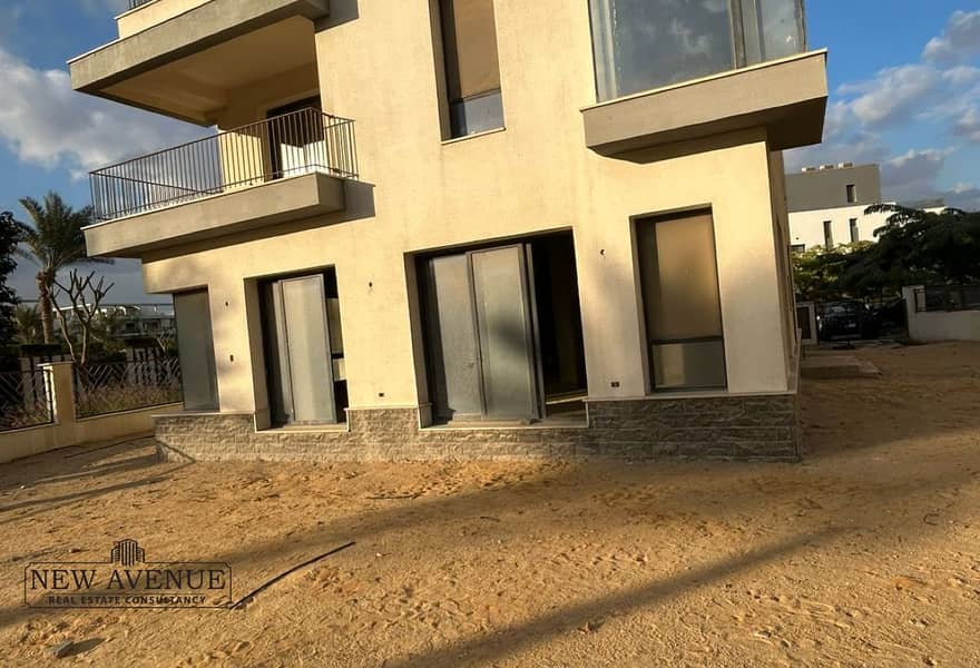 18 c5f6aa1f-6f70-4748-80e2-184e72f919a0. jpg