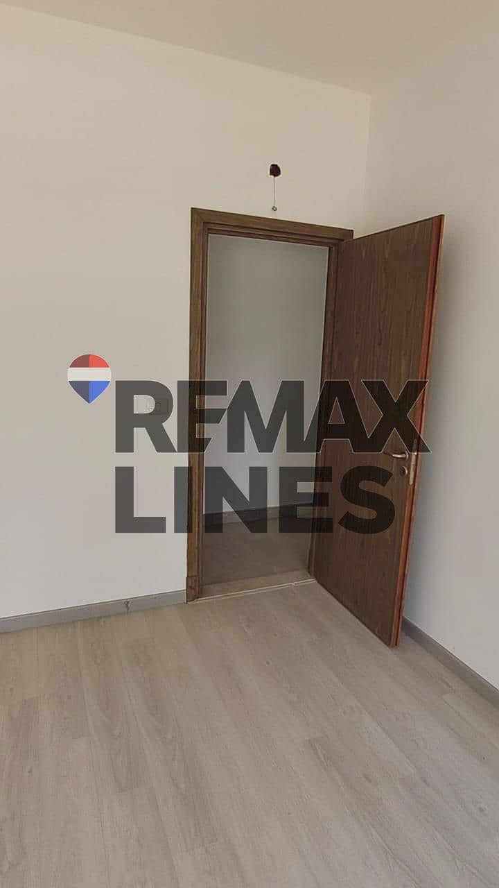 4 WhatsApp Image 2025-12-14 at 15.48. 30. jpeg