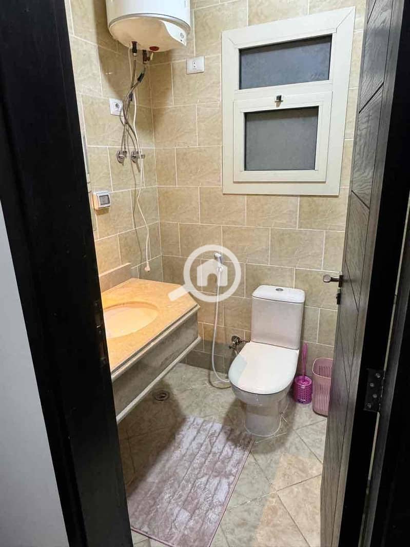 5 ec8b5945-f02f-479d-b816-0dbf363744ef. jpg