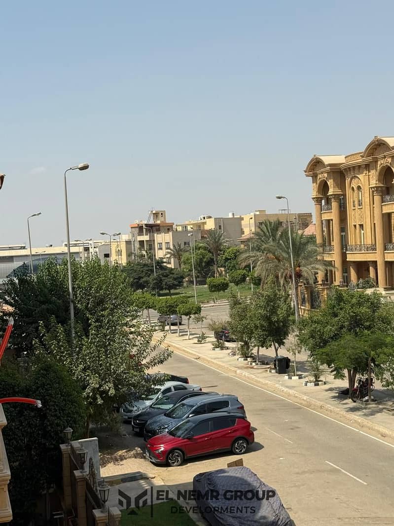 7 98eb2d63-cf7d-419b-9976-9d422d20fd3e. jpg