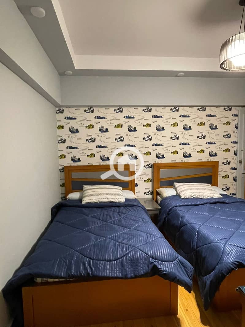 8 ec207c71-3bc3-476a-8cd8-b3b62323dfaa. jpeg