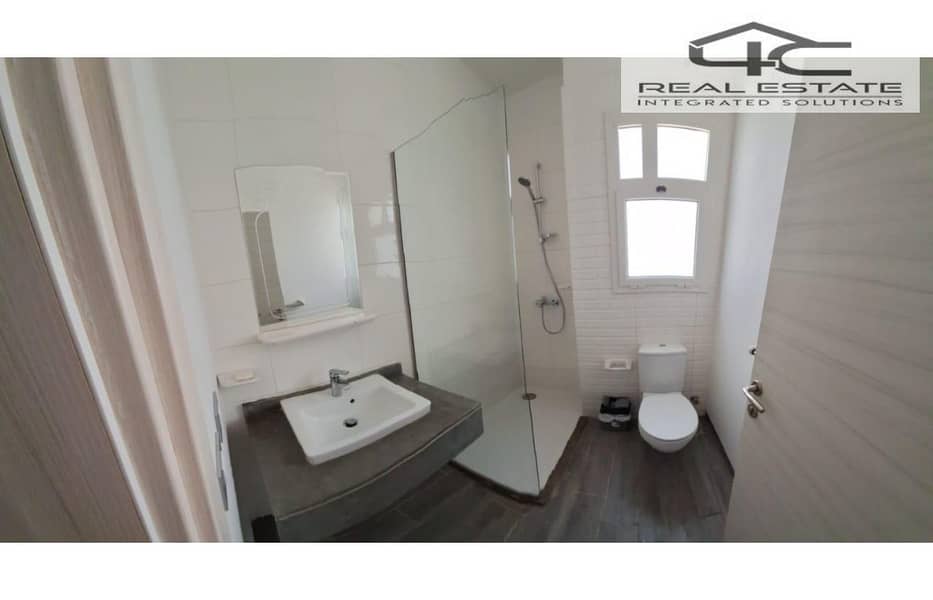 10 WhatsApp Image 2024-05-14 at 12.35. 08 PM (1). jpg