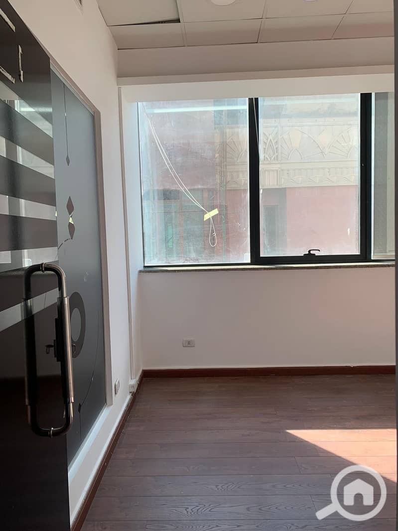 5 WhatsApp Image 2025-10-01 at 7.16. 54 PM (5). jpeg