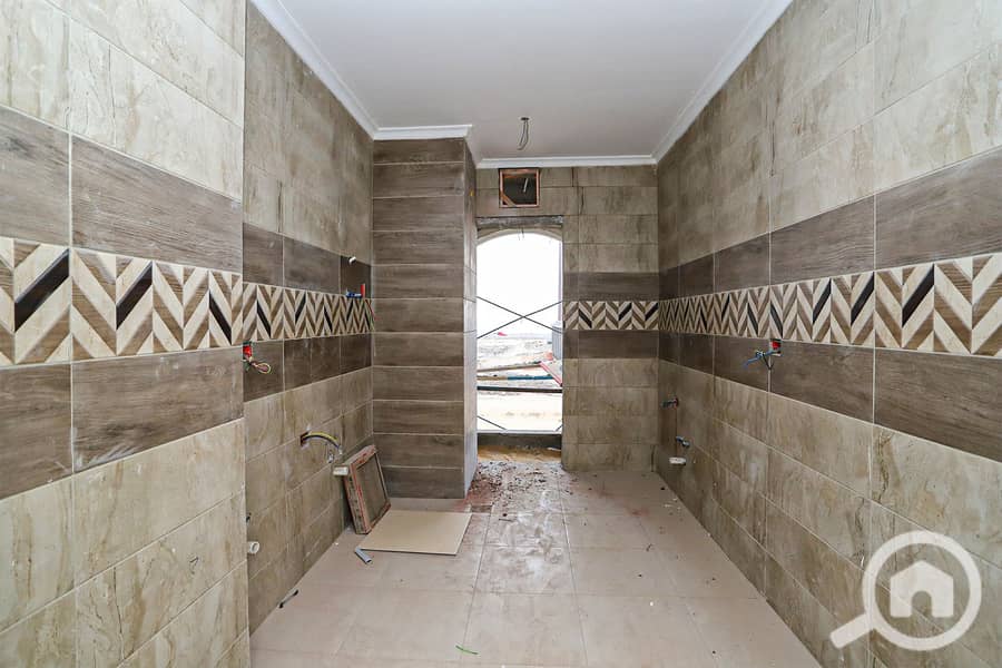 12 Untitled-1_0003_IMG_2412. jpg