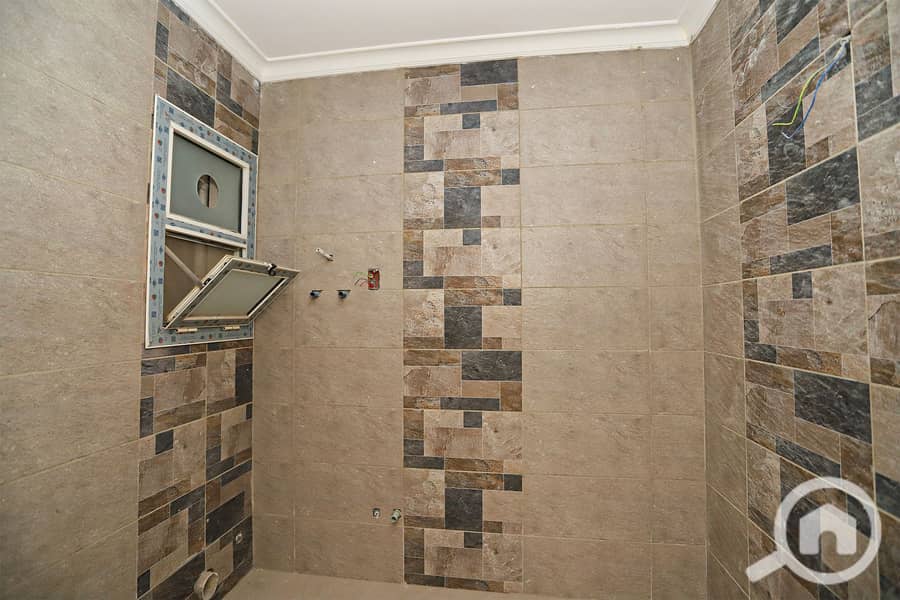 14 Untitled-1_0007_IMG_2408. jpg