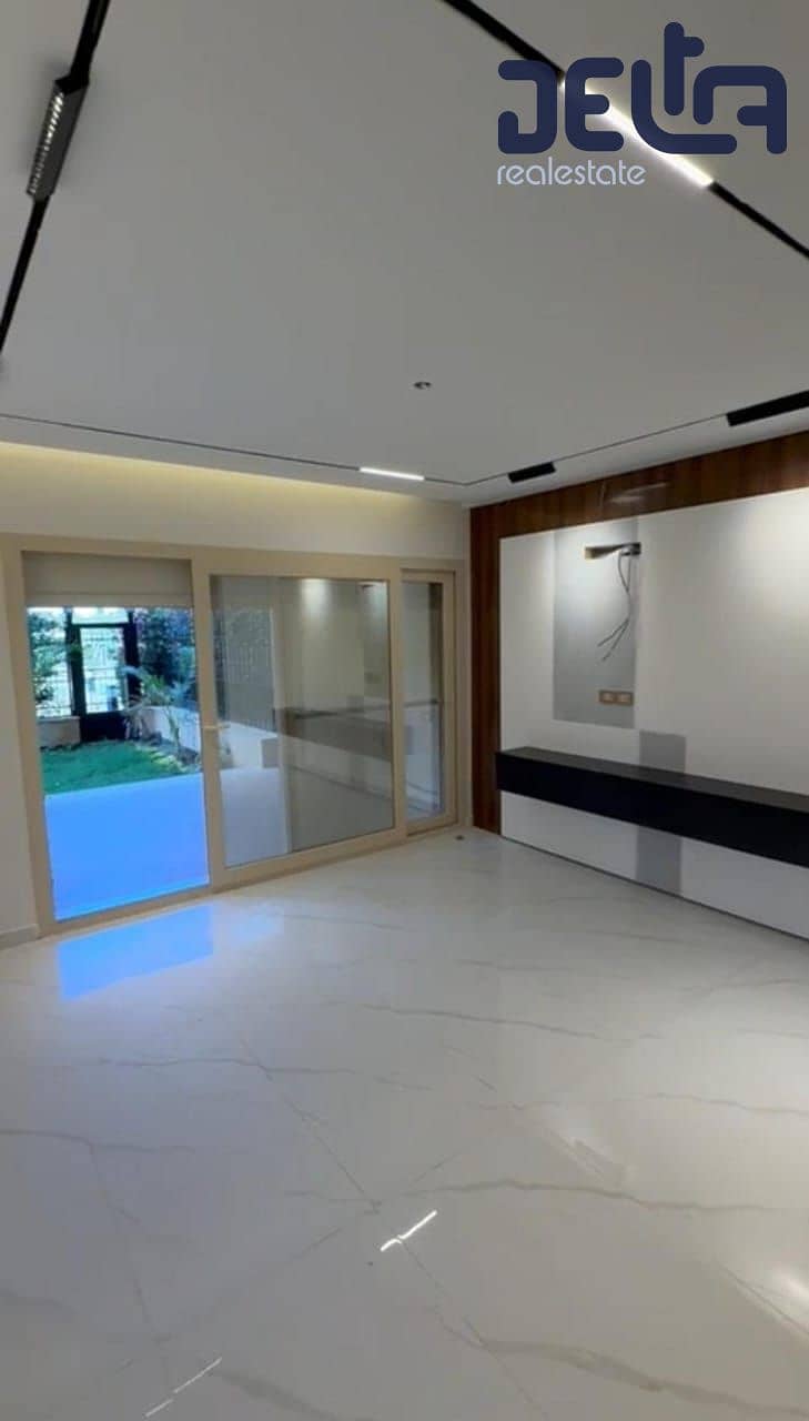 2 6f1efa12-ae1d-450d-87d5-38e9ecd0e003. jpg